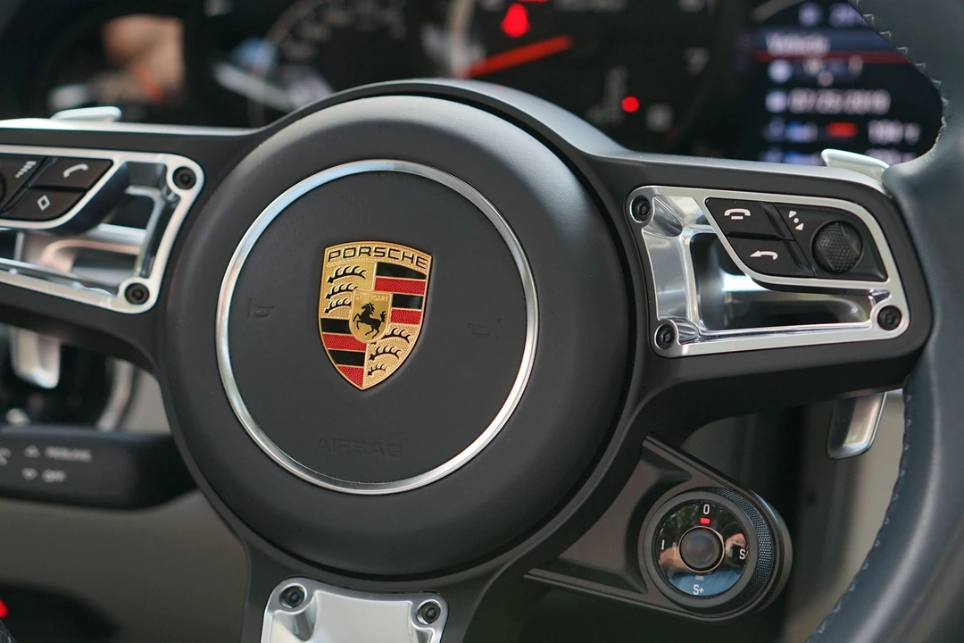 2017 Porsche 991 Turbo - Image 11 of 17