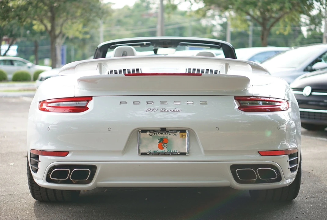 2017 Porsche 991 Turbo - Image 14 of 17