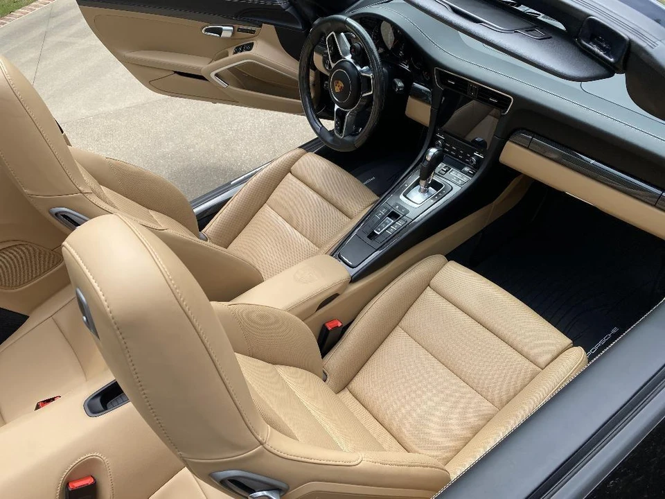2017 Porsche 991 Turbo - Image 9 of 18