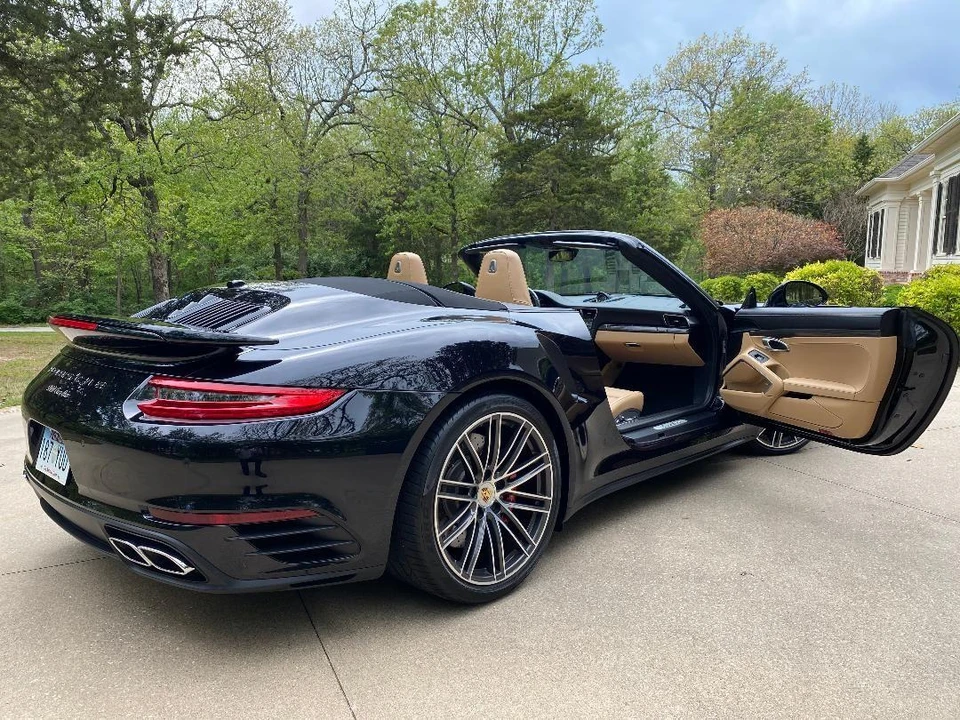 2017 Porsche 991 Turbo - Image 5 of 18