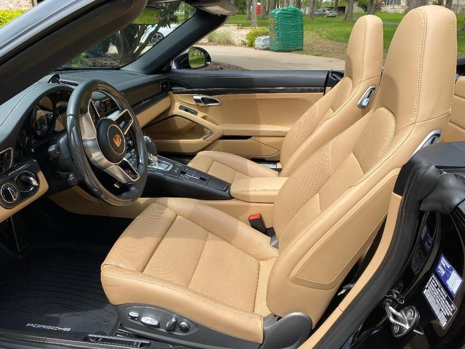2017 Porsche 991 Turbo - Image 7 of 18