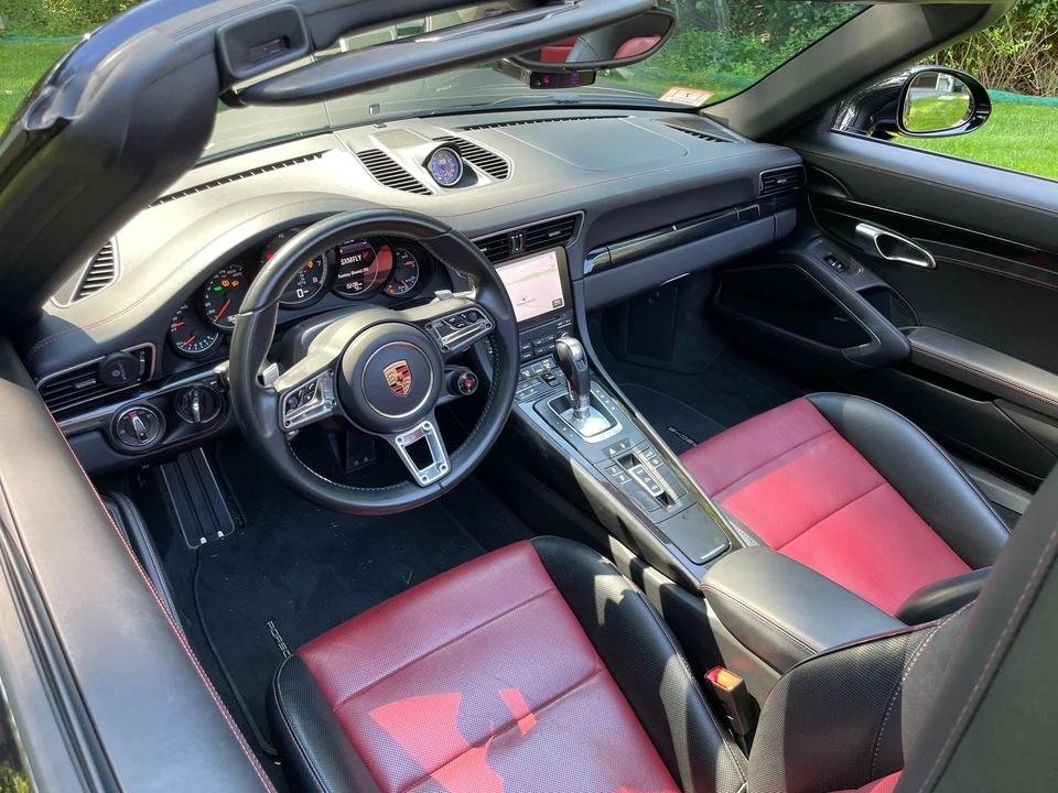 2017 Porsche 991 Turbo - Image 2 of 6