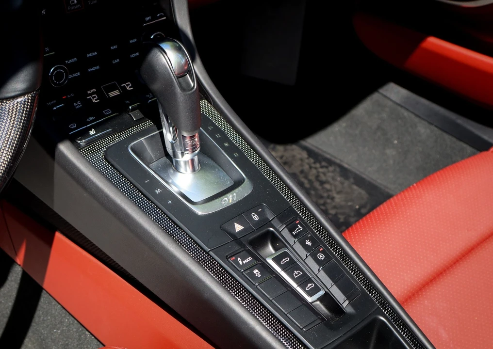 2017 Porsche 991 Turbo S - Image 11 of 31