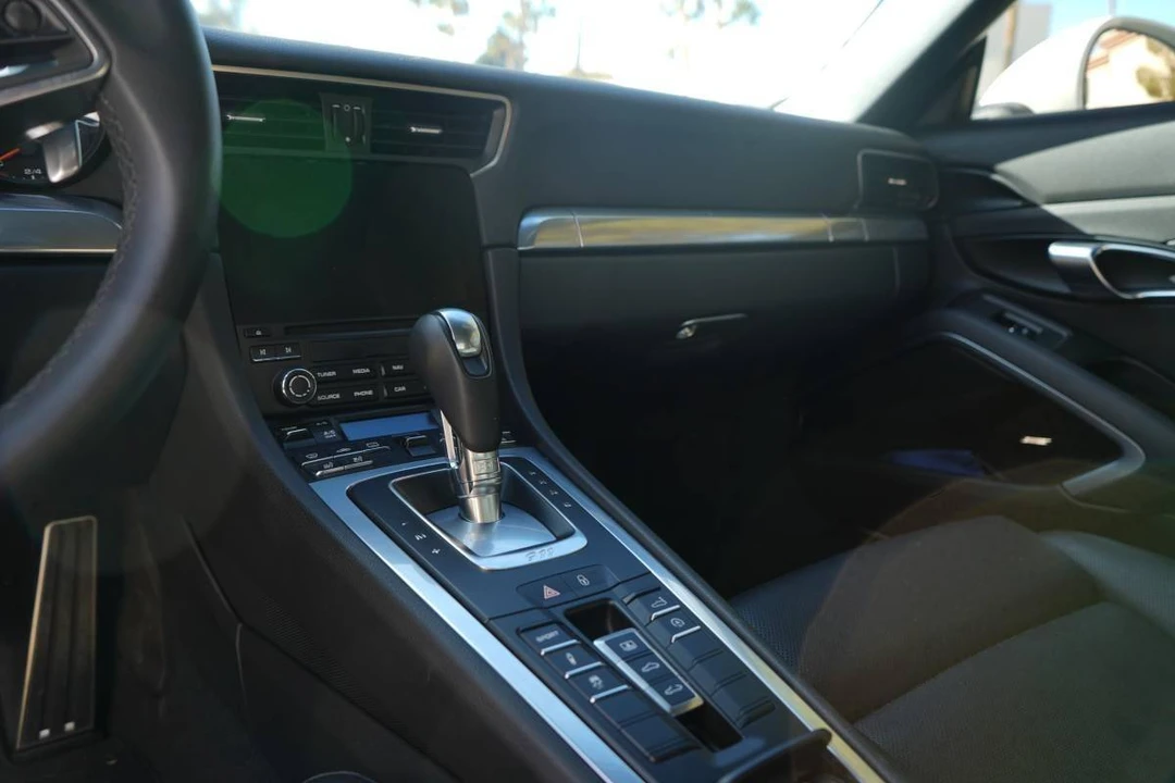 2017 Porsche 991 Carrera - Image 8 of 11