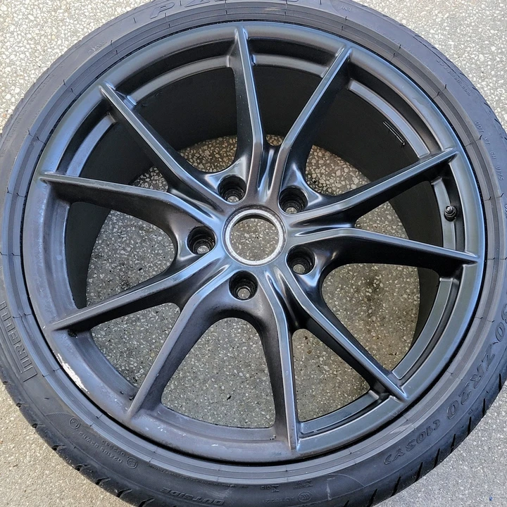 2017 Parts & Memorabilia Porsche Wheels - Image 3 of 15