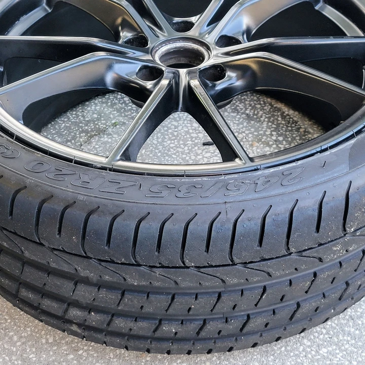 2017 Parts & Memorabilia Porsche Wheels - Image 9 of 15