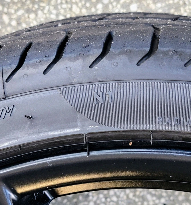 2017 Parts & Memorabilia Porsche Wheels - Image 10 of 15