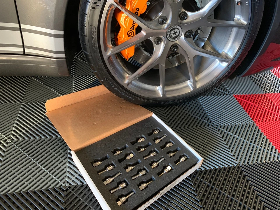 2017 Porsche 991 Carrera - Image 14 of 24