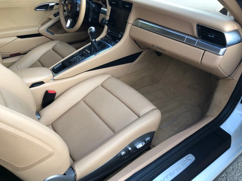 2017 Porsche 991 Carrera 4S - Image 26 of 31