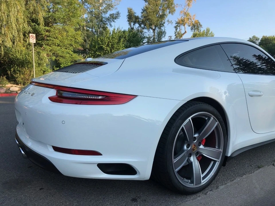2017 Porsche 991 Carrera 4S - Image 16 of 31