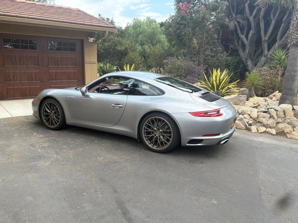 2017 Porsche 991 Carrera - Image 12 of 24