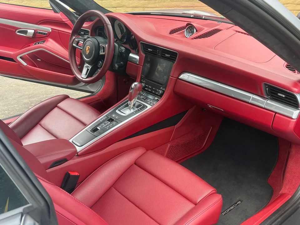 2017 Porsche 991 Carrera - Image 17 of 24