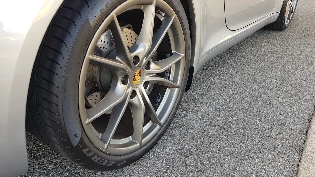 2017 Porsche 991 Carrera - Image 23 of 30