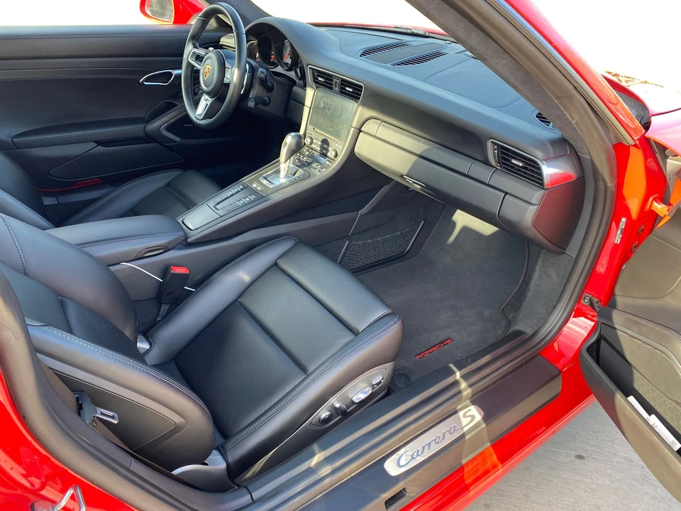 2017 Porsche 991 Carrera S - Image 10 of 16