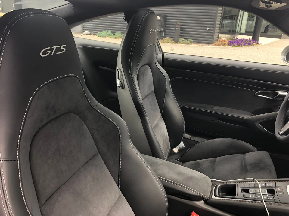 2017 Porsche 991 Carrera GTS - Image 6 of 14