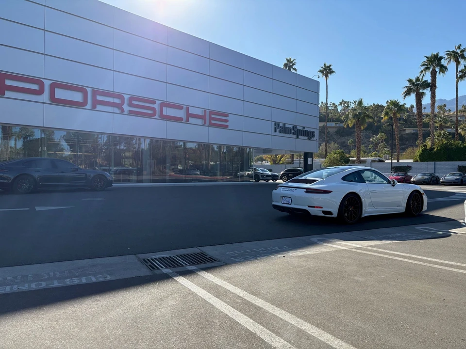 2017 Porsche 991 Carrera GTS - Image 3 of 8