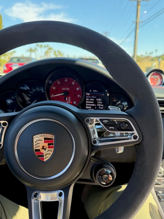 2017 Porsche 991 Carrera GTS - Image 6 of 8