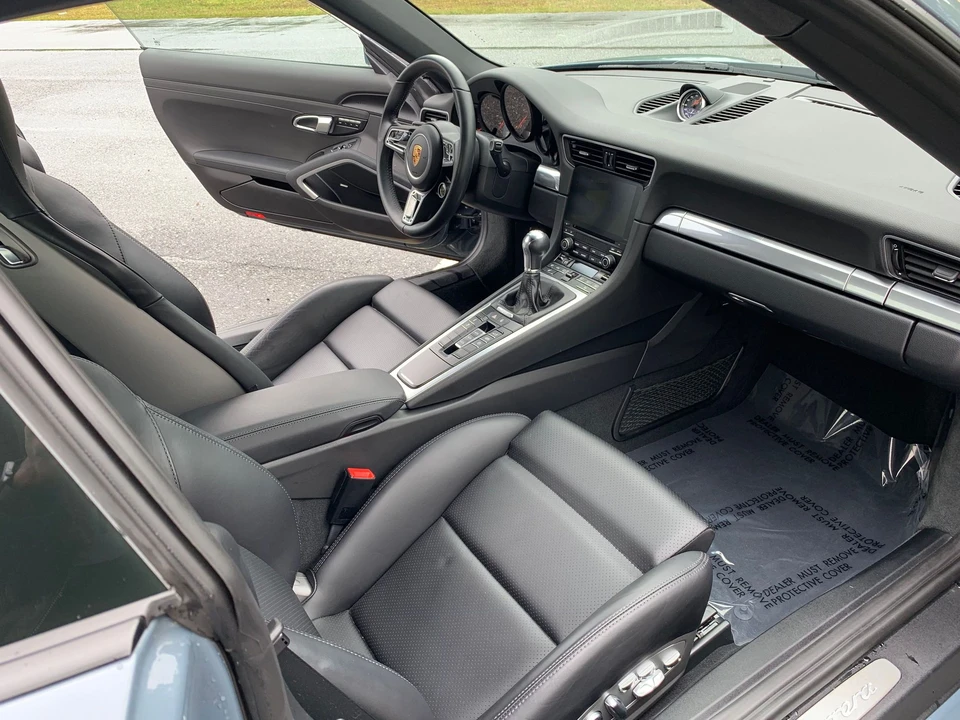 2017 Porsche 991 Carrera - Image 9 of 22