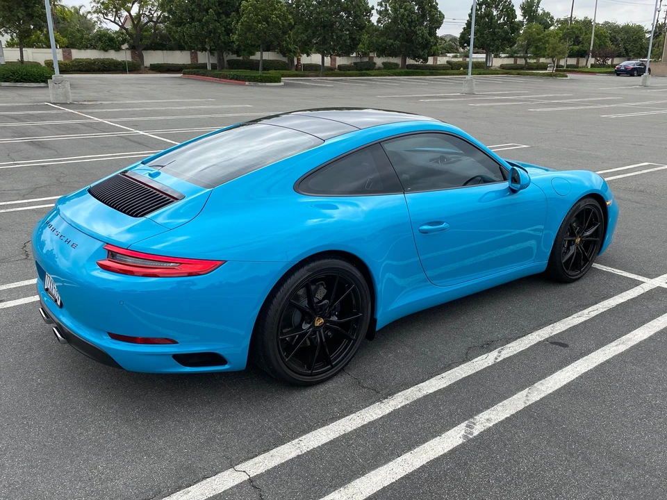 2017 Porsche 911 - Image 3 of 13