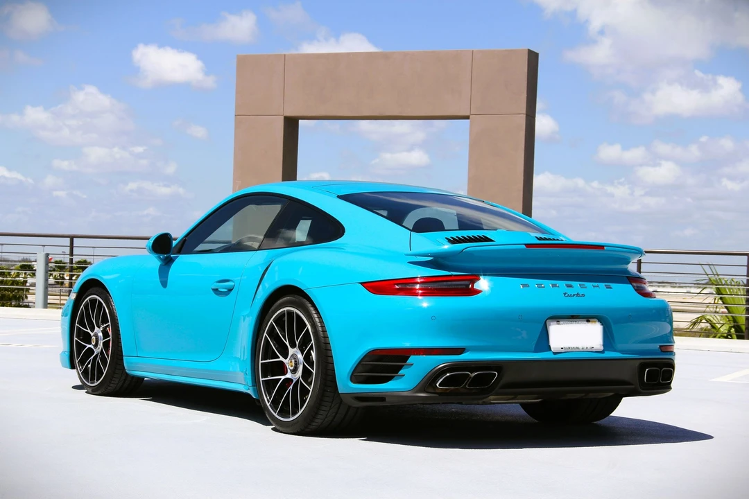 2017 Porsche 991 Turbo - Image 7 of 31