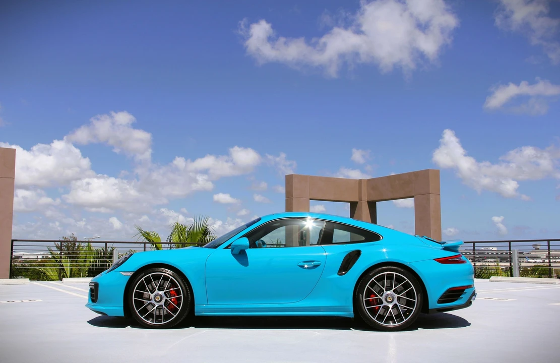 2017 Porsche 991 Turbo - Image 8 of 31