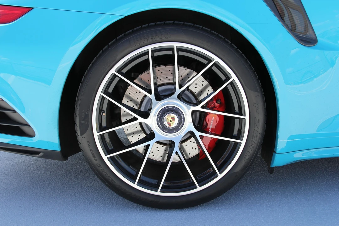 2017 Porsche 991 Turbo - Image 15 of 31