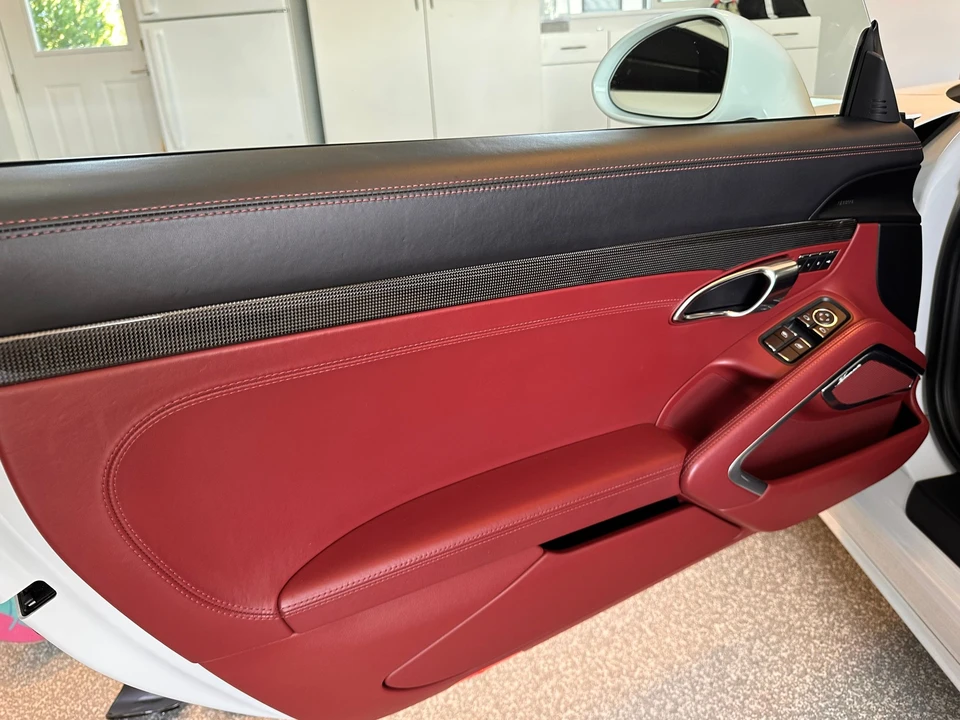 2017 Porsche 991 Targa 4 & 4S - Image 10 of 13