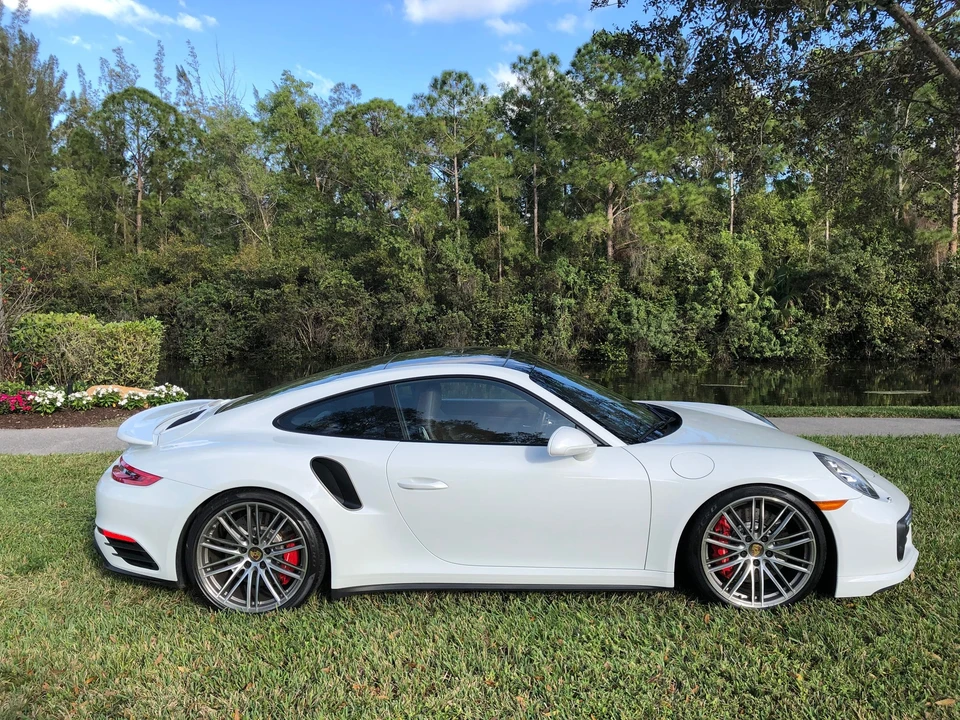 2017 Porsche 991 Turbo - Image 4 of 13