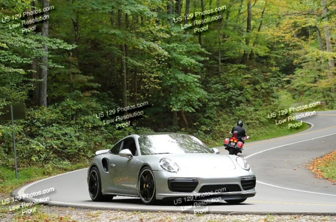 2017 Porsche 991 Turbo S - Image 7 of 31