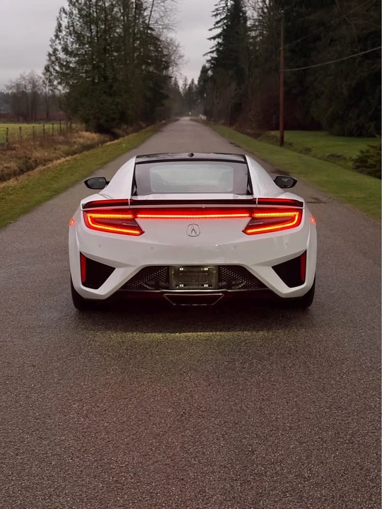 2017 Acura NC1 NSX - Image 3 of 13