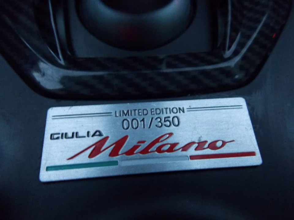 2017 Alfa Romeo Giulia - Image 11 of 21