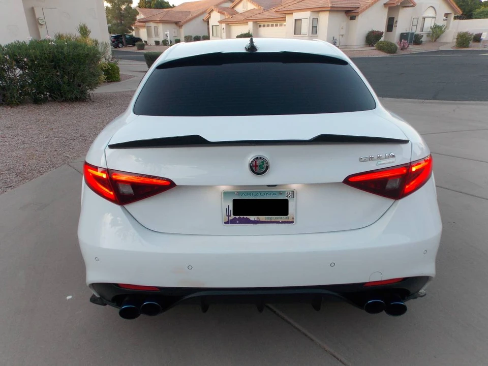 2017 Alfa Romeo Giulia - Image 8 of 21