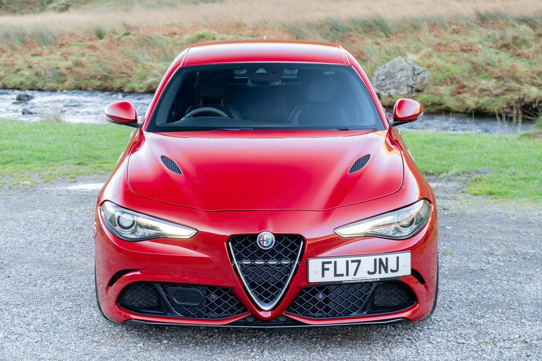 2017 Alfa Romeo Giulia Quadrifoglio - Image 17 of 31