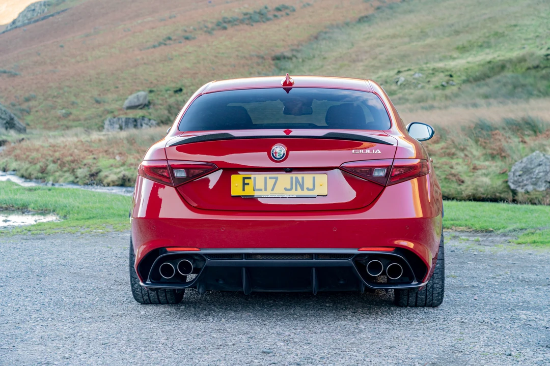 2017 Alfa Romeo Giulia Quadrifoglio - Image 7 of 31