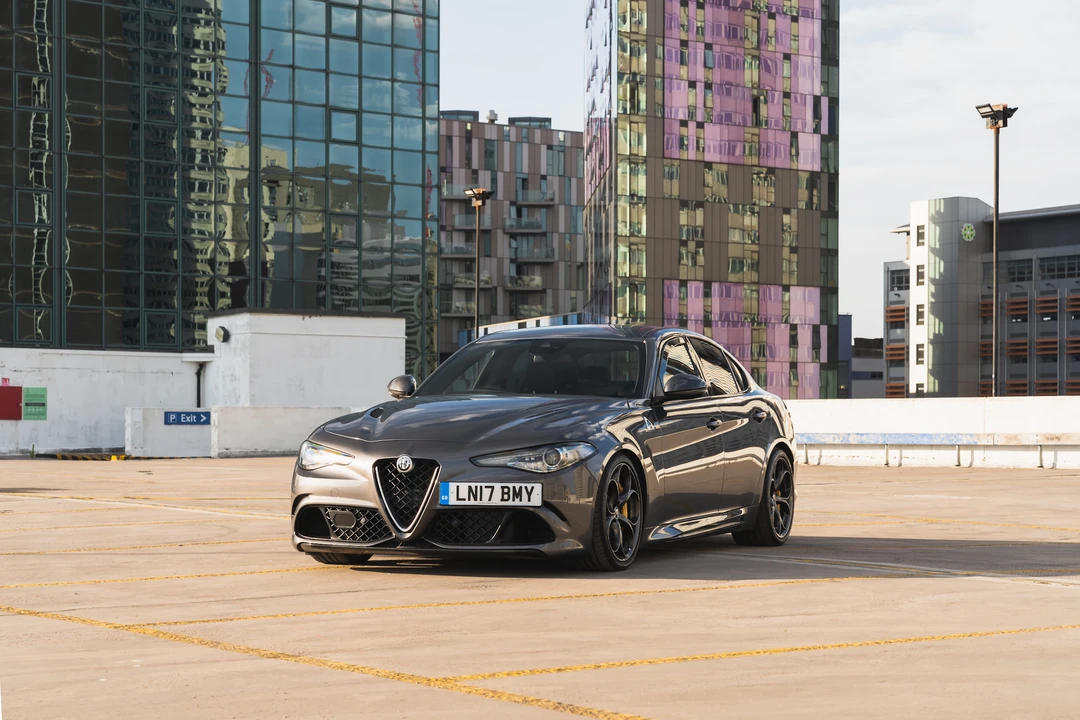 2017 Alfa Romeo Giulia Quadrifoglio - Image 10 of 31