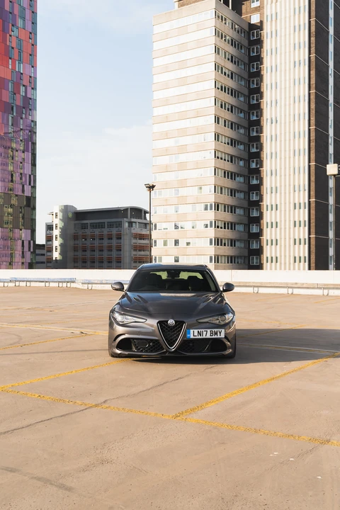 2017 Alfa Romeo Giulia Quadrifoglio - Image 27 of 31