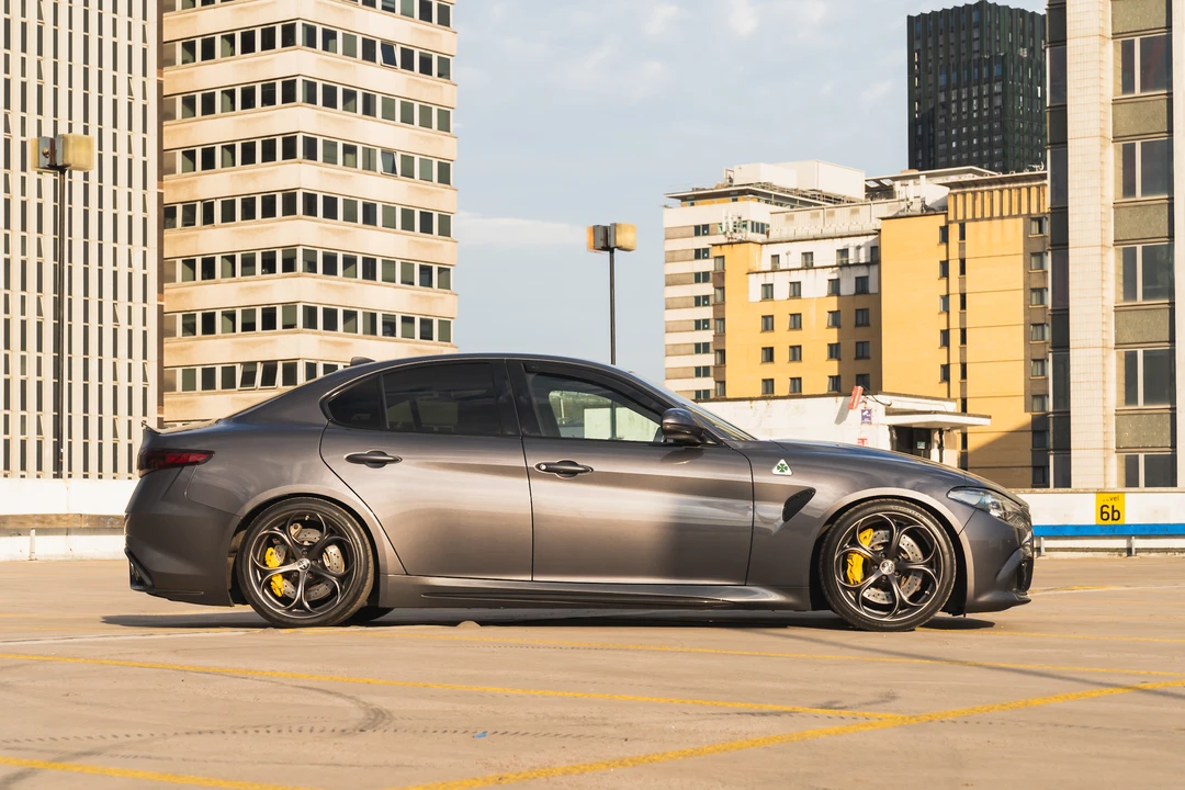 2017 Alfa Romeo Giulia Quadrifoglio - Image 5 of 31