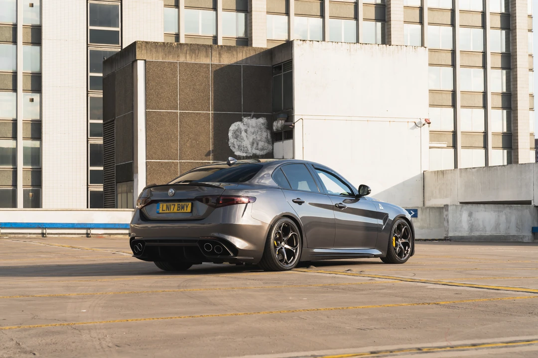 2017 Alfa Romeo Giulia Quadrifoglio - Image 6 of 31