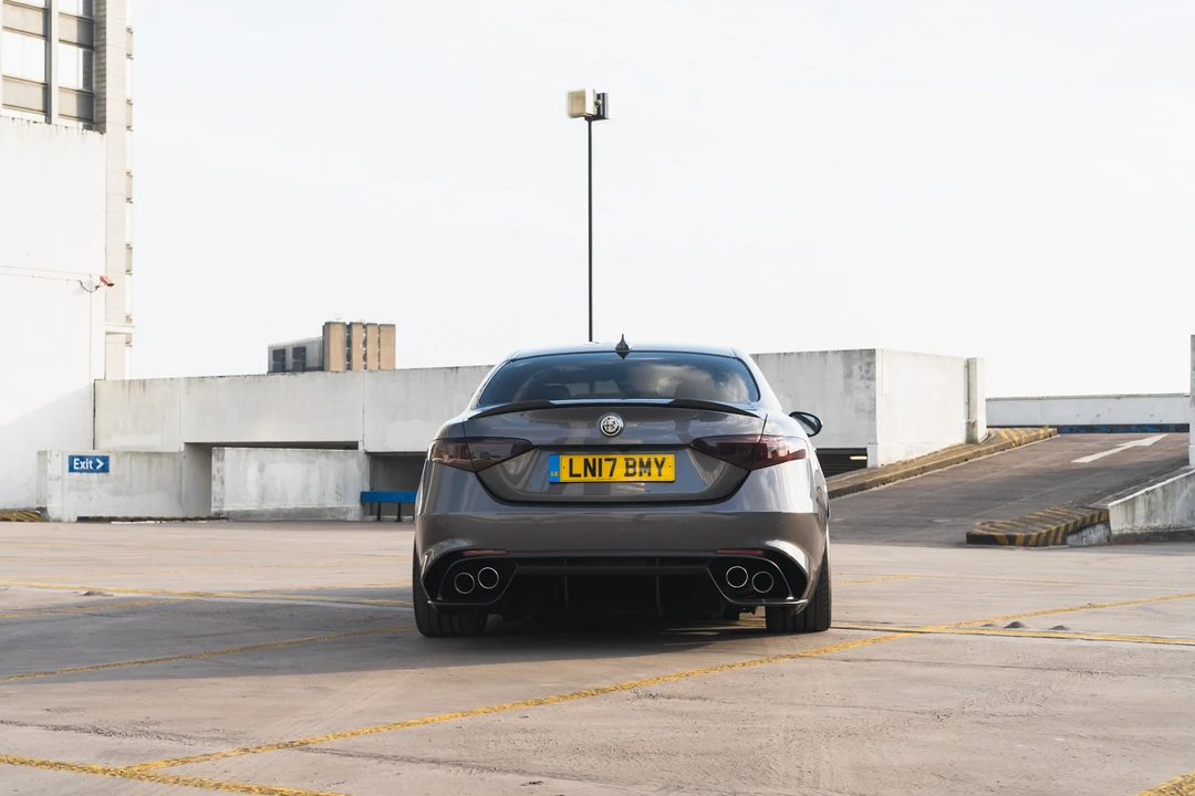 2017 Alfa Romeo Giulia Quadrifoglio - Image 16 of 31