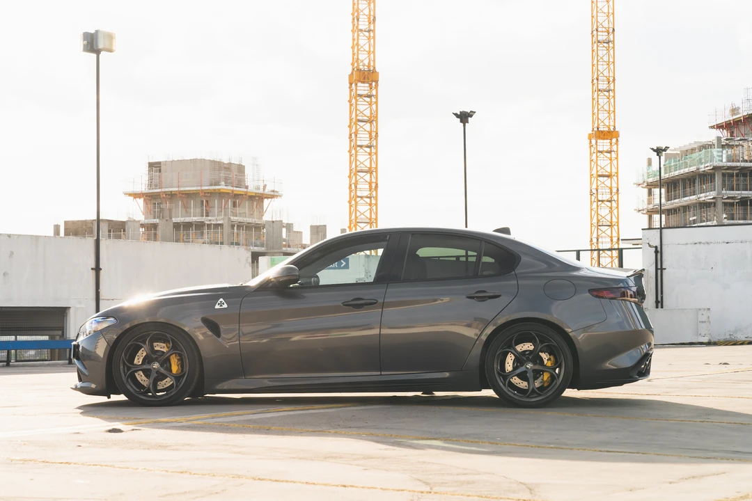 2017 Alfa Romeo Giulia Quadrifoglio - Image 18 of 31