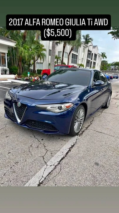 2017 Alfa Romeo Giulia - Image 22 of 23