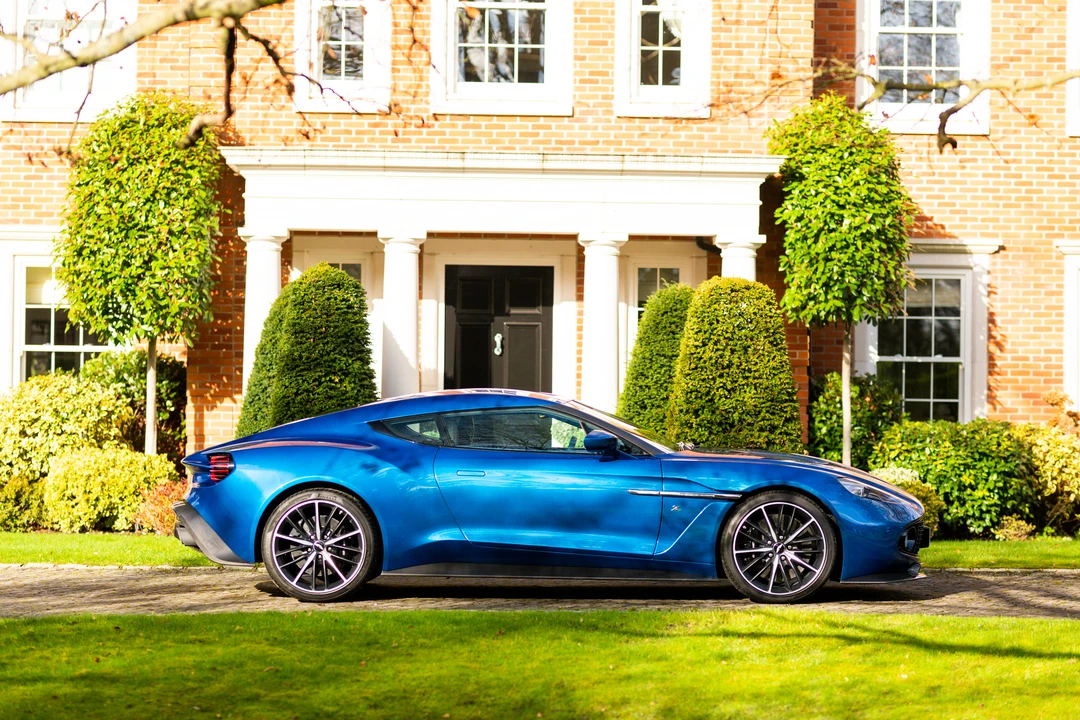 2017 Aston Martin Vanquish 2nd Gen - Image 18 of 31