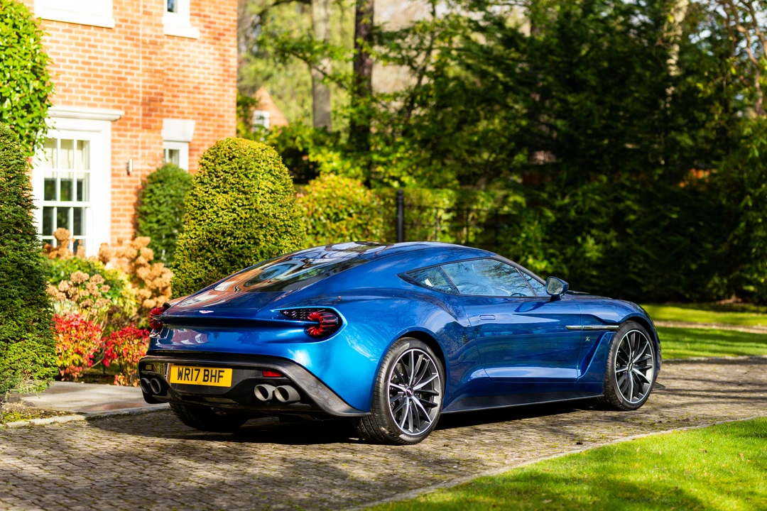 2017 Aston Martin Vanquish 2nd Gen - Image 8 of 31