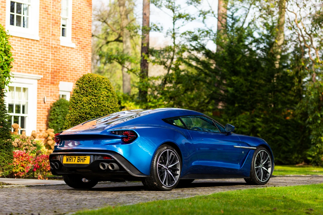 2017 Aston Martin Vanquish 2nd Gen - Image 17 of 31