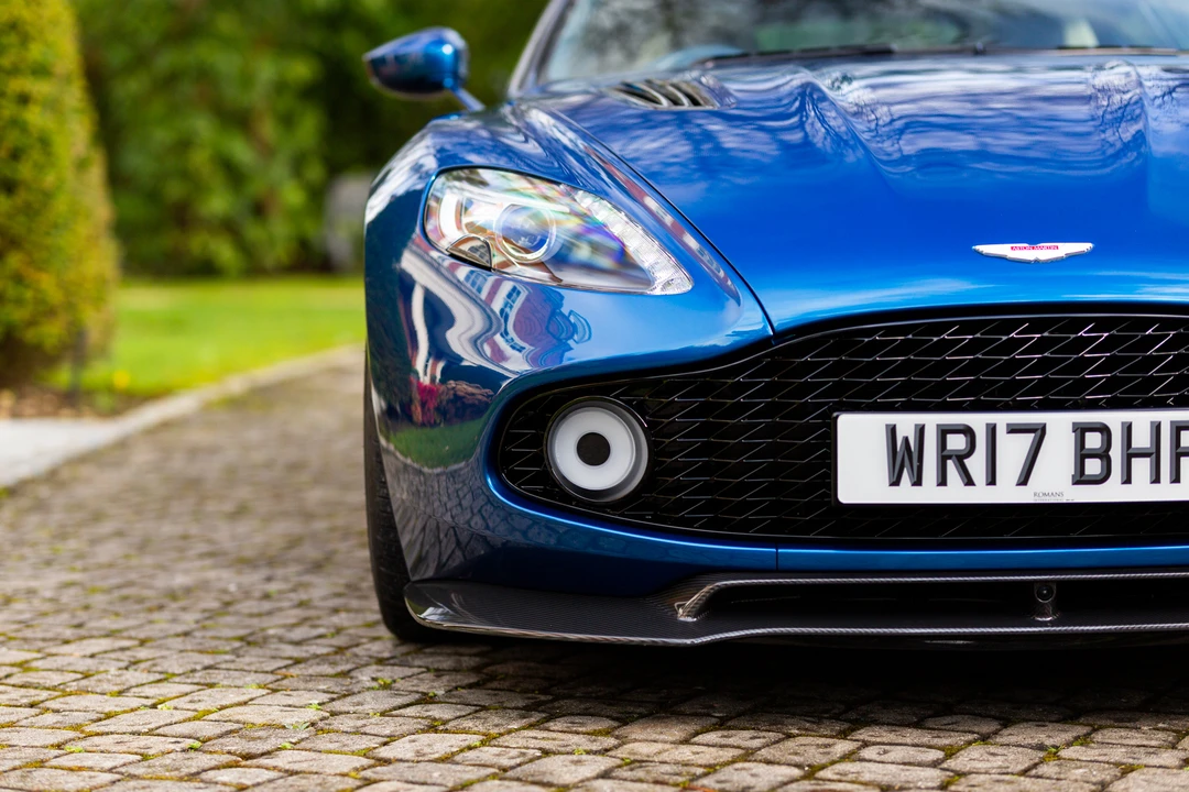 2017 Aston Martin Vanquish 2nd Gen - Image 24 of 31