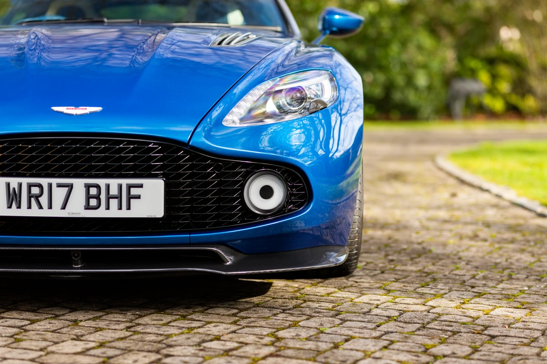 2017 Aston Martin Vanquish 2nd Gen - Image 27 of 31
