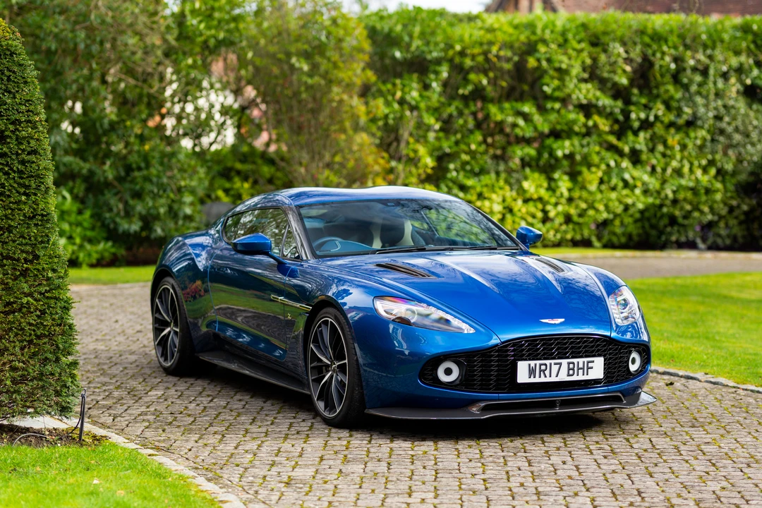 2017 Aston Martin Vanquish 2nd Gen - Image 10 of 31
