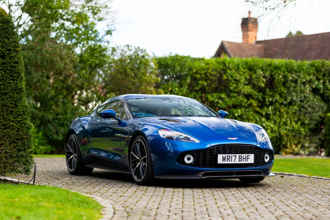 2017 Aston Martin Vanquish 2nd Gen - Image 20 of 31