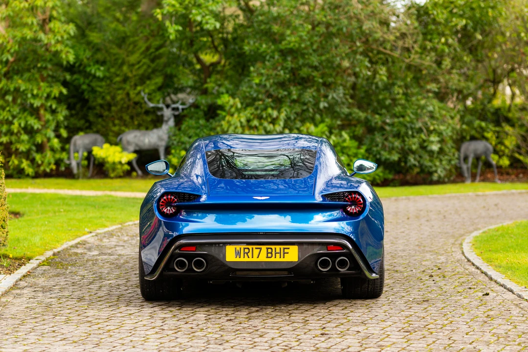 2017 Aston Martin Vanquish 2nd Gen - Image 15 of 31