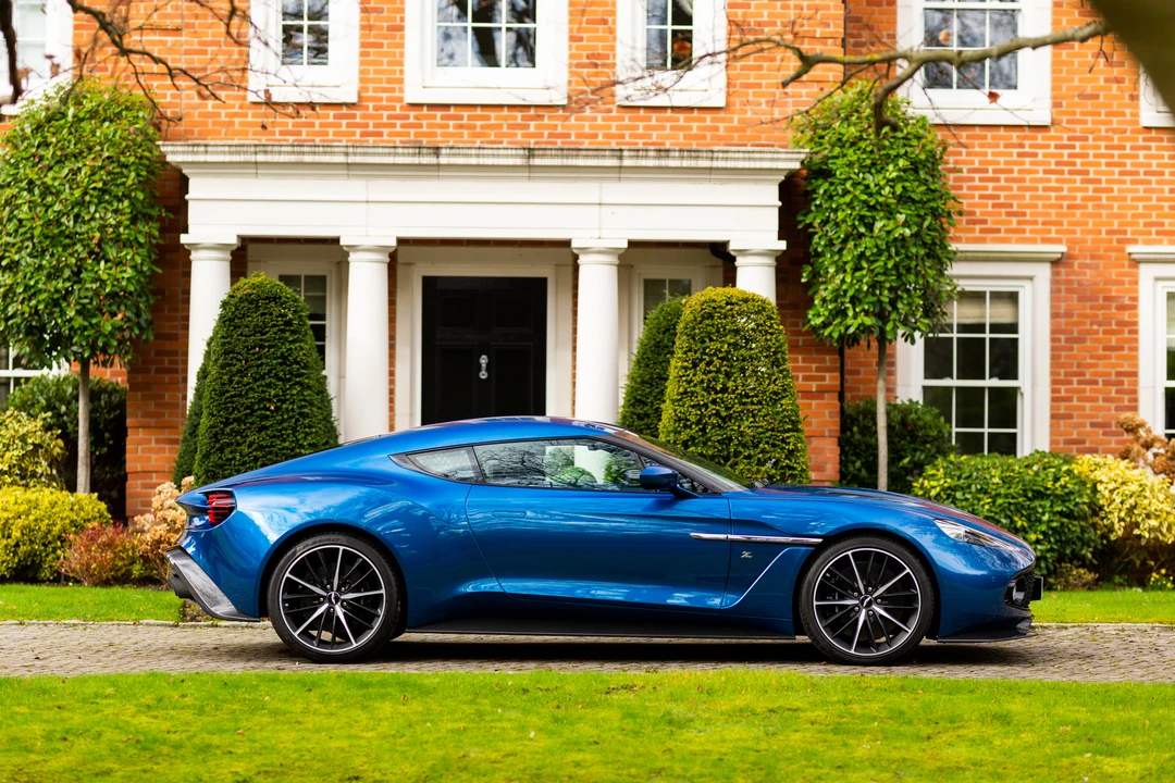 2017 Aston Martin Vanquish 2nd Gen - Image 9 of 31